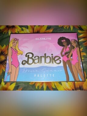 New Barbie Dream Summer Palette 24 Color Eyeshadow Limited Edition Iconic Glam